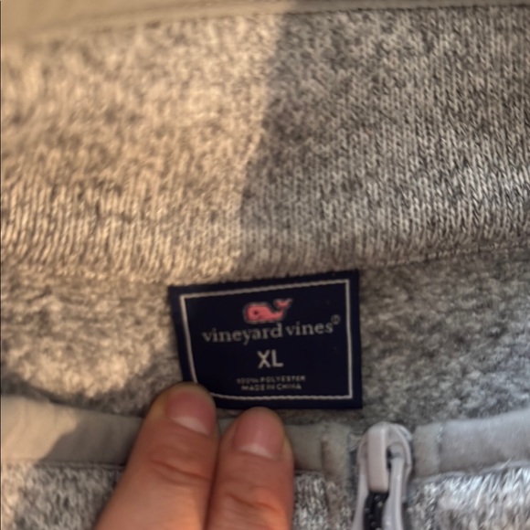 Vineyard Vines Light Weight Fleece Vest - Picture 4 of 6